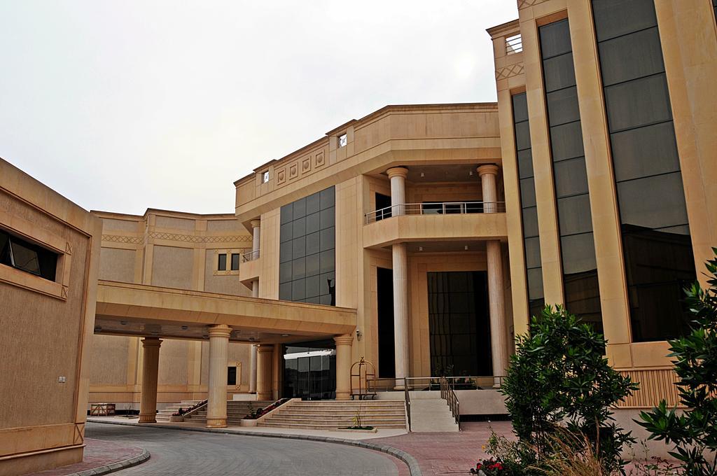 Executives Hotel - Azizia Riad Exterior foto